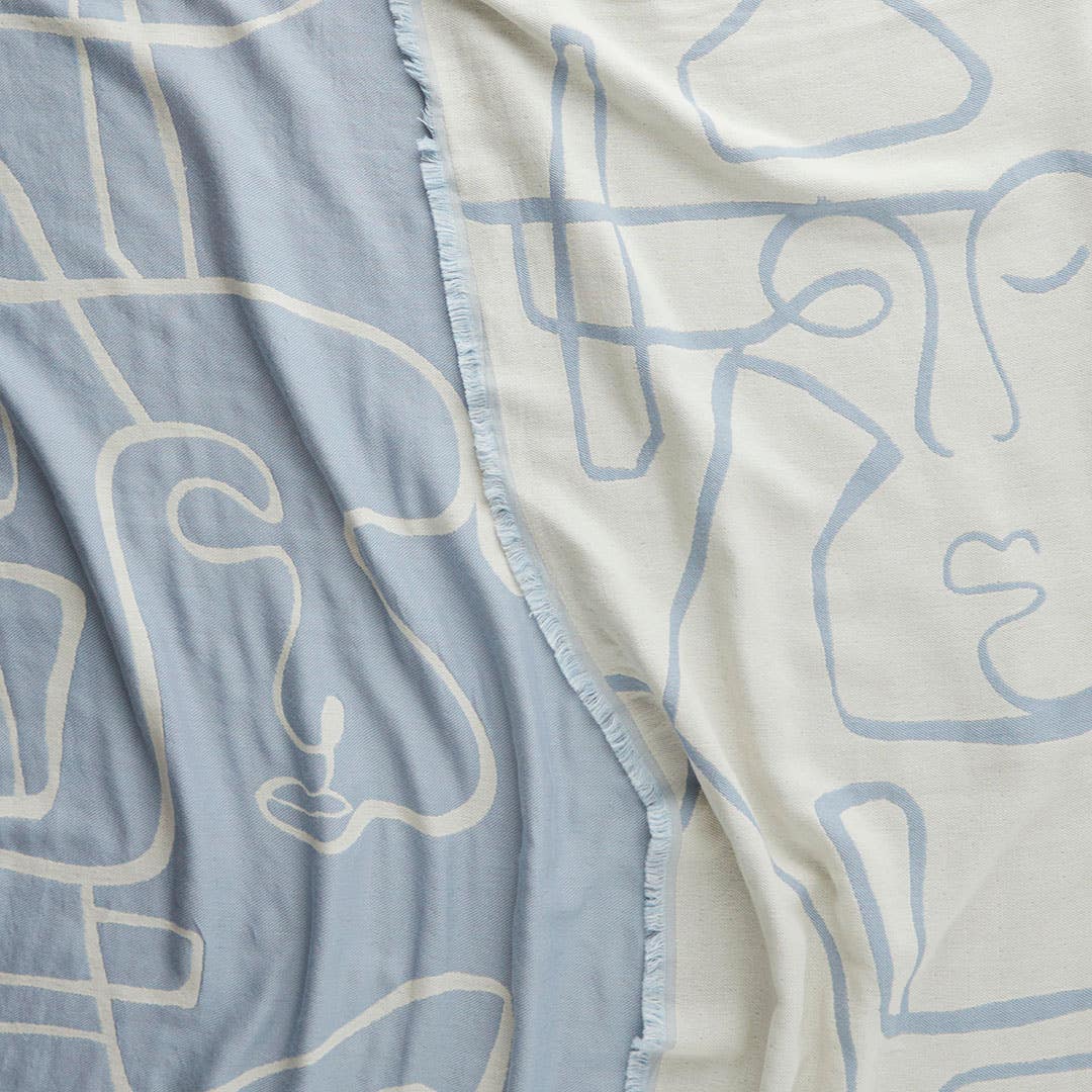 Arden Throw Anastasia - Light Blue