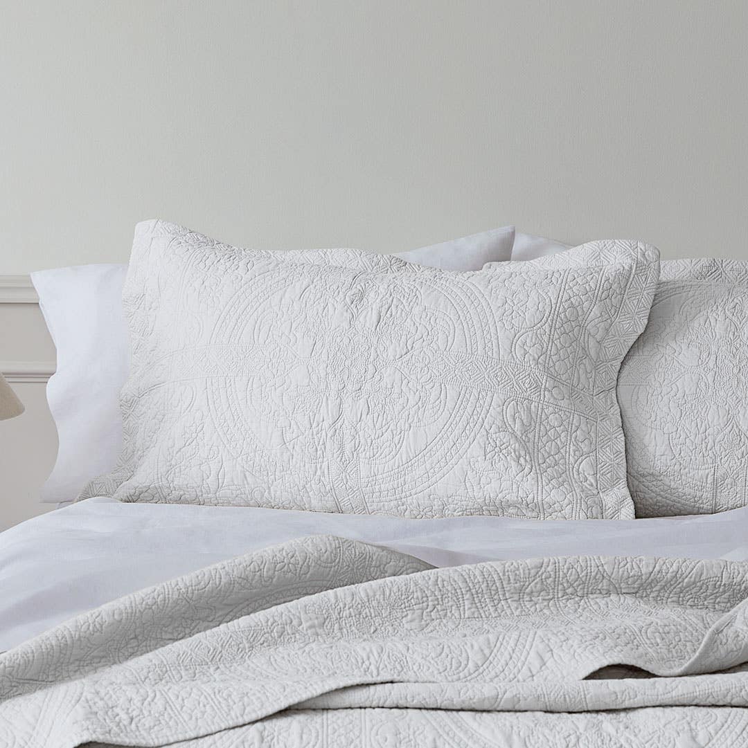 Artemida Bedspread - White