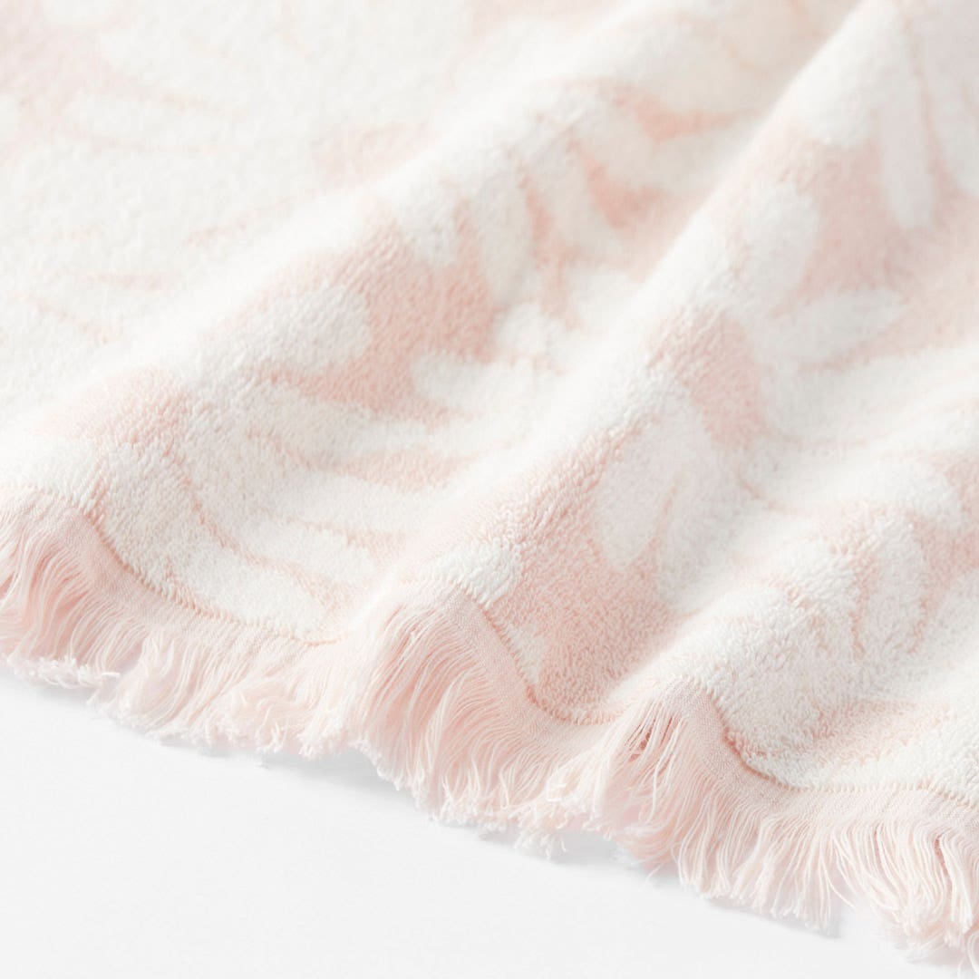 Daisy Towel - Blush