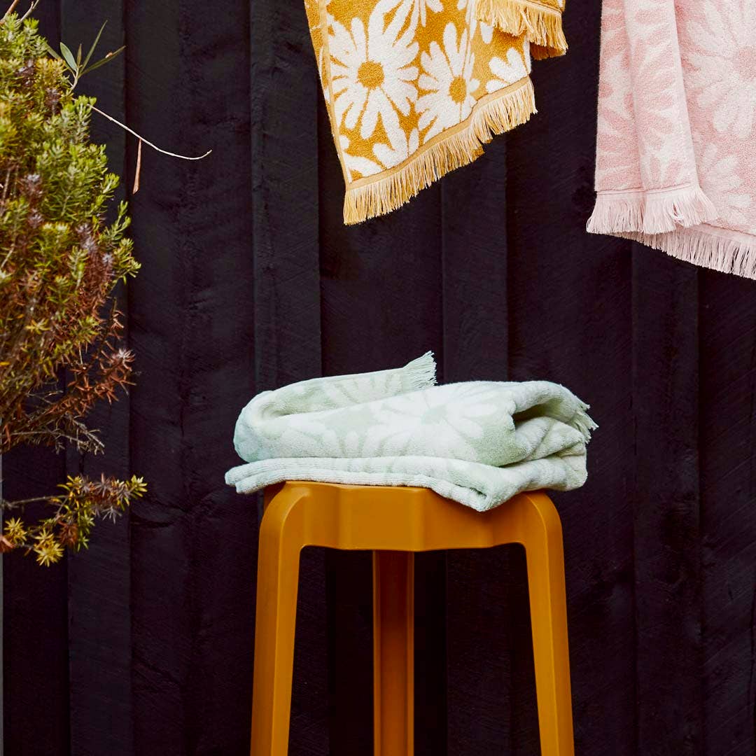 Daisy Towel - Mint