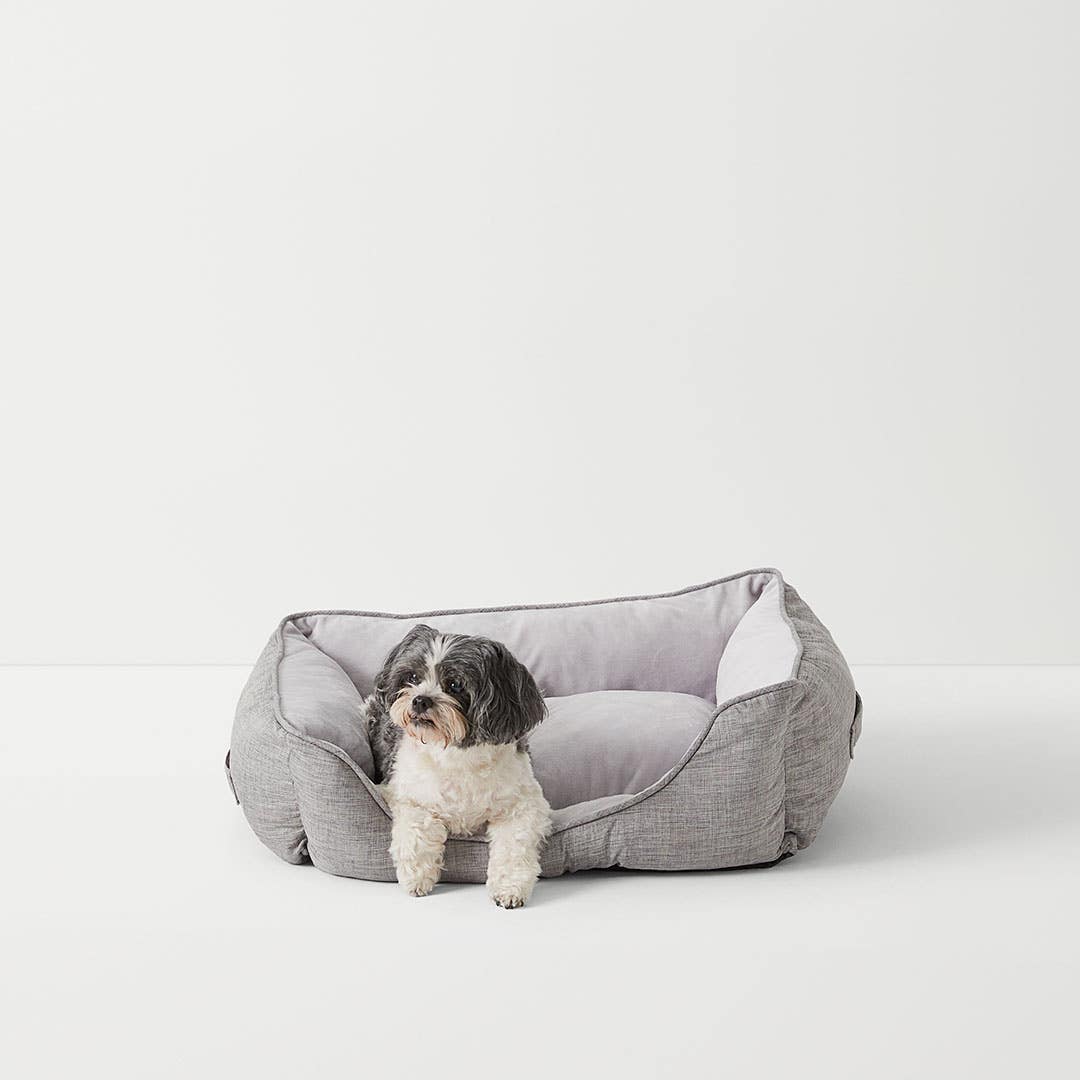 Woven Pet Bed Medium